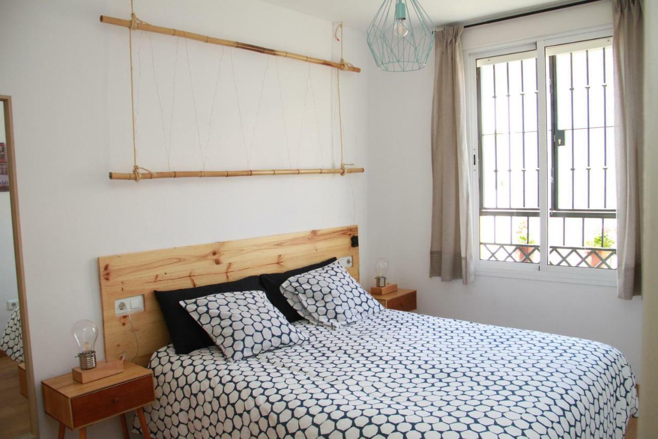 Cozy & Bright Apartment Malaga Exterior photo